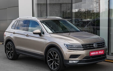 Volkswagen Tiguan II, 2017 год, 2 198 000 рублей, 3 фотография