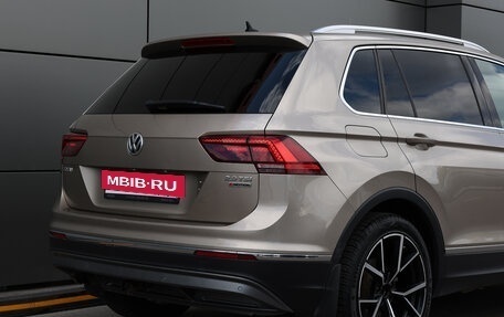 Volkswagen Tiguan II, 2017 год, 2 198 000 рублей, 26 фотография
