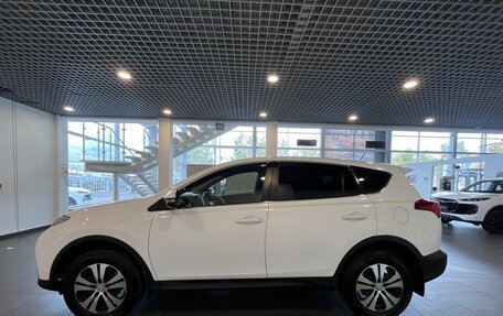 Toyota RAV4, 2015 год, 1 720 000 рублей, 6 фотография