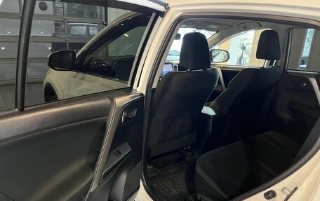 Toyota RAV4, 2015 год, 1 720 000 рублей, 23 фотография