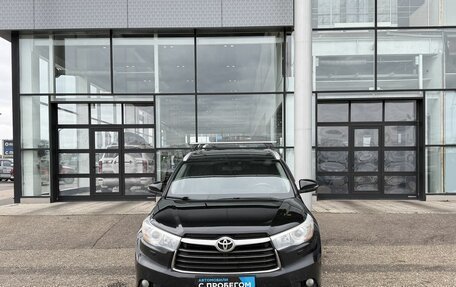 Toyota Highlander III, 2014 год, 1 600 000 рублей, 2 фотография