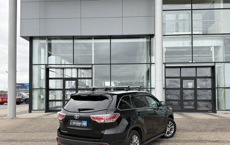 Toyota Highlander III, 2014 год, 1 600 000 рублей, 6 фотография