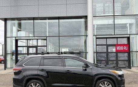 Toyota Highlander III, 2014 год, 1 600 000 рублей, 4 фотография