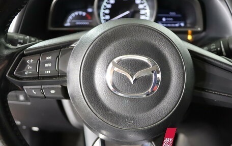 Mazda 3, 2017 год, 1 199 990 рублей, 11 фотография