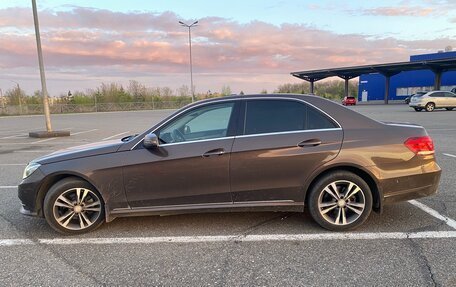 Mercedes-Benz E-Класс, 2013 год, 2 100 000 рублей, 4 фотография