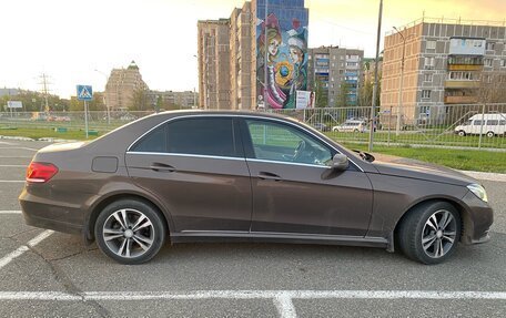 Mercedes-Benz E-Класс, 2013 год, 2 100 000 рублей, 3 фотография