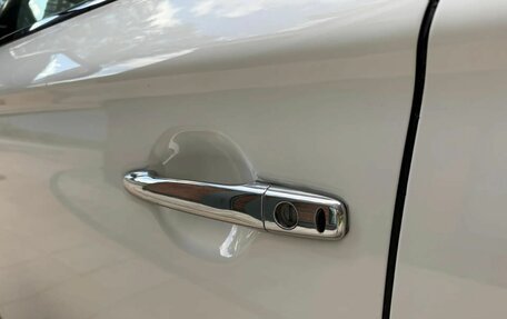 Mitsubishi Outlander III рестайлинг 3, 2016 год, 2 150 000 рублей, 19 фотография