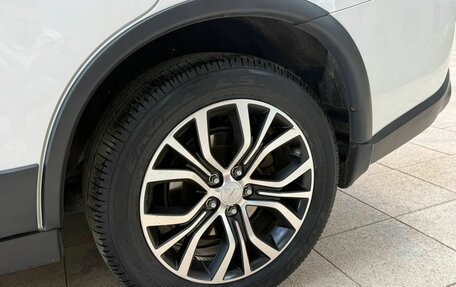 Mitsubishi Outlander III рестайлинг 3, 2016 год, 2 150 000 рублей, 30 фотография