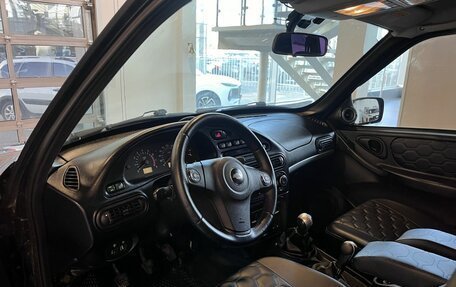 Chevrolet Niva I рестайлинг, 2012 год, 500 000 рублей, 22 фотография