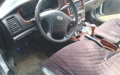 Hyundai Sonata IV рестайлинг, 2004 год, 125 000 рублей, 11 фотография