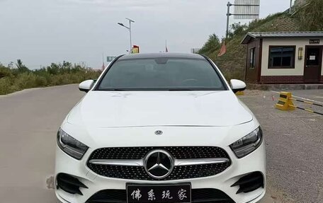 Mercedes-Benz A-Класс, 2022 год, 1 555 777 рублей, 2 фотография