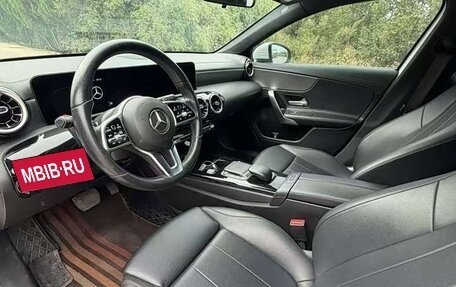Mercedes-Benz A-Класс, 2022 год, 1 555 777 рублей, 5 фотография