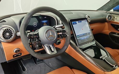 Mercedes-Benz AMG GT, 2024 год, 25 475 000 рублей, 13 фотография