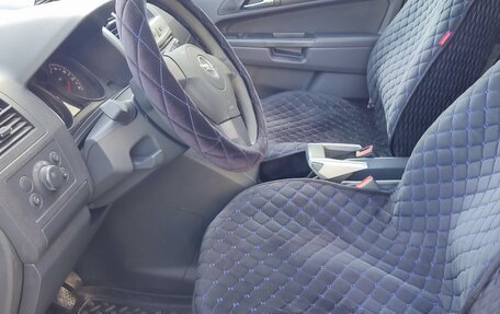 Opel Zafira B, 2011 год, 590 000 рублей, 10 фотография