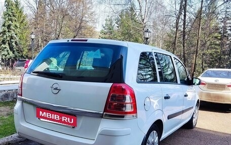 Opel Zafira B, 2011 год, 590 000 рублей, 5 фотография