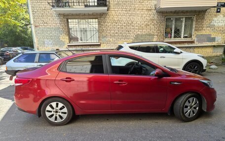 KIA Rio III рестайлинг, 2015 год, 780 000 рублей, 2 фотография