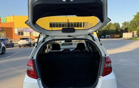 Honda Fit III, 2012 год, 850 000 рублей, 3 фотография