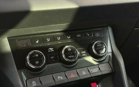 Skoda Karoq I, 2020 год, 2 387 000 рублей, 22 фотография