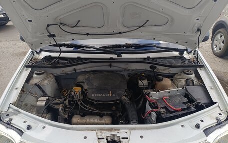 Renault Logan I, 2011 год, 205 000 рублей, 4 фотография