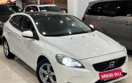 Volvo V40 II рестайлинг, 2016 год, 1 160 000 рублей, 3 фотография