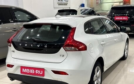 Volvo V40 II рестайлинг, 2016 год, 1 160 000 рублей, 4 фотография