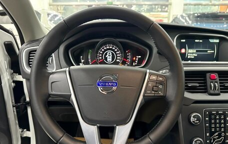 Volvo V40 II рестайлинг, 2016 год, 1 160 000 рублей, 16 фотография