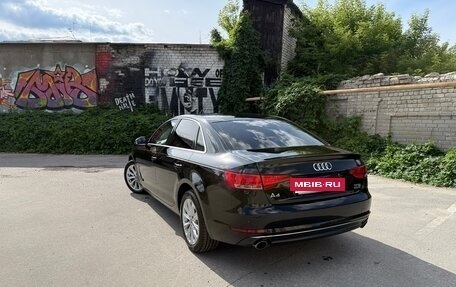Audi A4, 2016 год, 2 600 000 рублей, 3 фотография