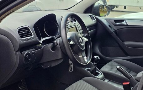 Volkswagen Golf VI, 2010 год, 800 000 рублей, 12 фотография