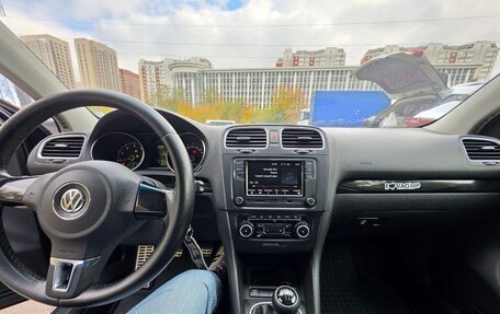 Volkswagen Golf VI, 2010 год, 800 000 рублей, 16 фотография
