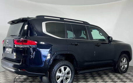 Toyota Land Cruiser, 2023 год, 8 670 000 рублей, 4 фотография