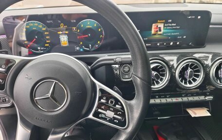Mercedes-Benz A-Класс, 2021 год, 3 200 000 рублей, 12 фотография