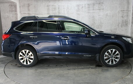 Subaru Outback IV рестайлинг, 2017 год, 2 625 000 рублей, 4 фотография