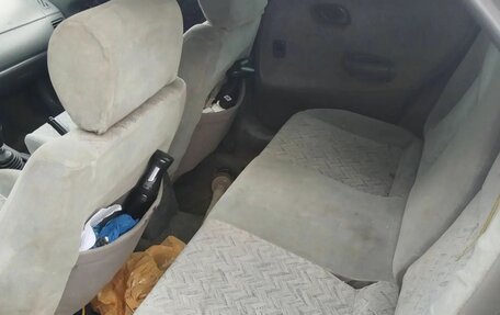 Suzuki Baleno I, 1999 год, 100 000 рублей, 9 фотография