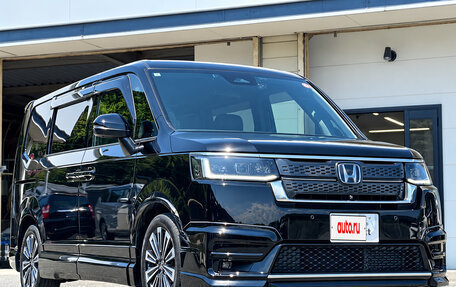 Honda Stepwgn, 2022 год, 1 800 000 рублей, 1 фотография