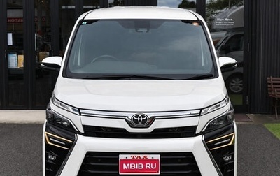 Toyota Voxy III, 2021 год, 1 750 000 рублей, 1 фотография