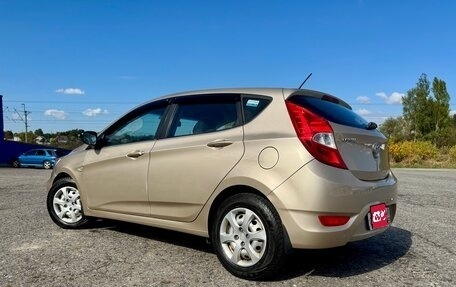 Hyundai Solaris II рестайлинг, 2013 год, 750 000 рублей, 1 фотография