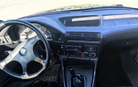 BMW 5 серия, 1992 год, 630 000 рублей, 8 фотография