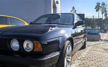BMW 5 серия, 1992 год, 630 000 рублей, 11 фотография