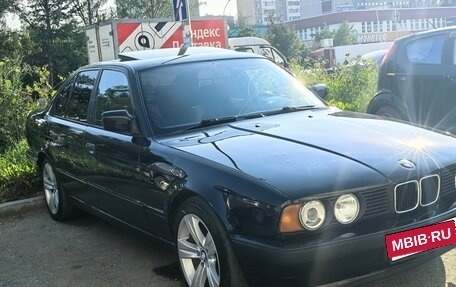 BMW 5 серия, 1992 год, 630 000 рублей, 18 фотография