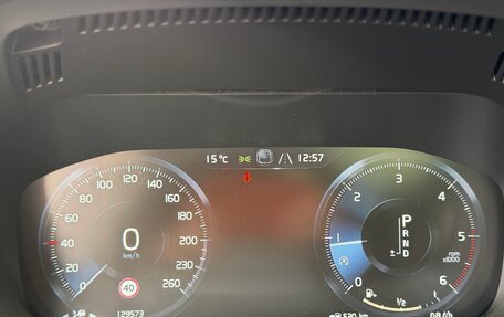 Volvo XC60 II, 2018 год, 3 100 000 рублей, 9 фотография