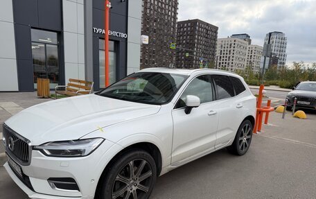 Volvo XC60 II, 2018 год, 3 100 000 рублей, 2 фотография