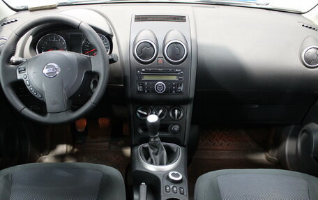 Nissan Qashqai, 2011 год, 984 000 рублей, 9 фотография