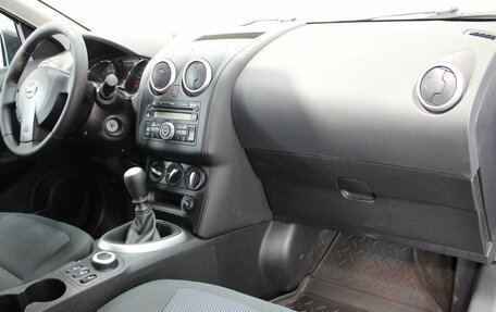 Nissan Qashqai, 2011 год, 984 000 рублей, 11 фотография