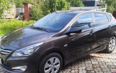 Hyundai Solaris II рестайлинг, 2014 год, 720 000 рублей, 3 фотография