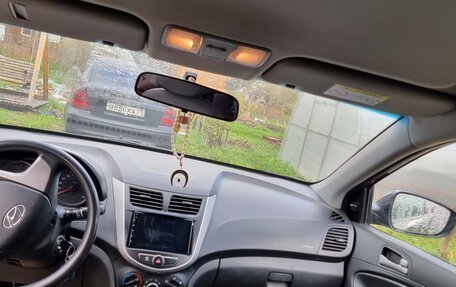 Hyundai Solaris II рестайлинг, 2014 год, 720 000 рублей, 8 фотография