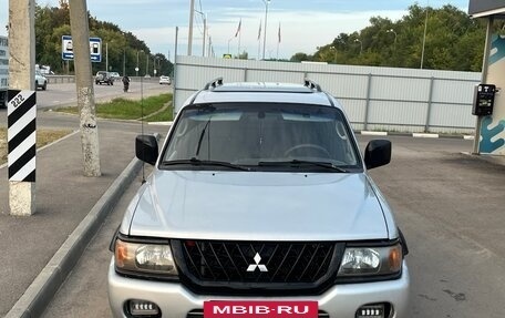 Mitsubishi Montero Sport, 2001 год, 900 000 рублей, 2 фотография