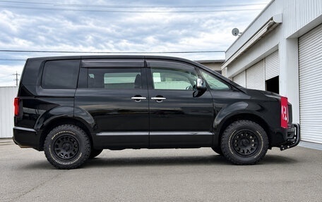 Mitsubishi Delica D:5 I, 2022 год, 2 800 000 рублей, 5 фотография