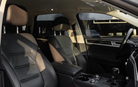 Volkswagen Touareg III, 2015 год, 3 400 000 рублей, 15 фотография
