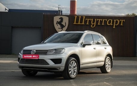 Volkswagen Touareg III, 2015 год, 3 400 000 рублей, 12 фотография
