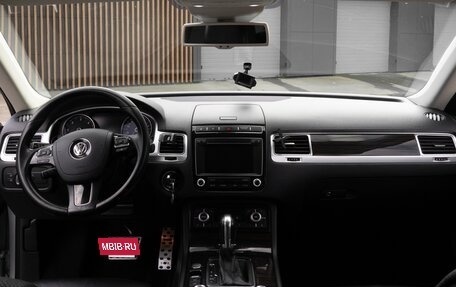 Volkswagen Touareg III, 2015 год, 3 400 000 рублей, 14 фотография